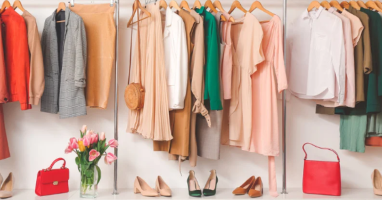 The Effortless Capsule Wardrobe: 10 Pieces for Endless Style