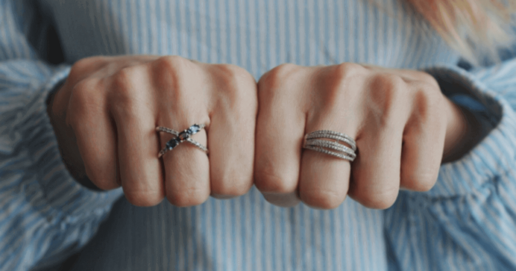  Choosing Rings by Finger Shape